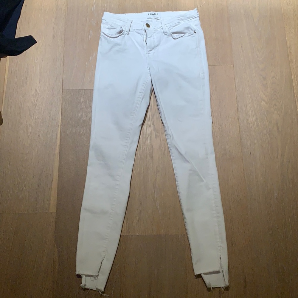 Low rise skinny jeans